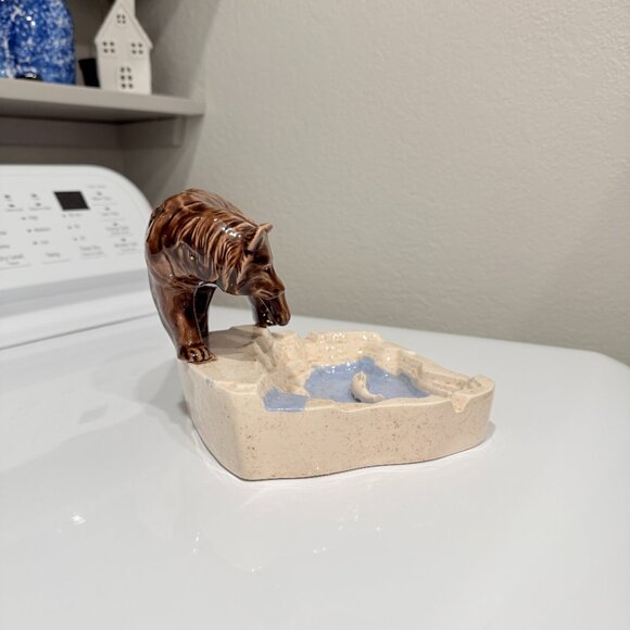 1970's Brown Bear Fishing Ashtray - Picture 5 of 16